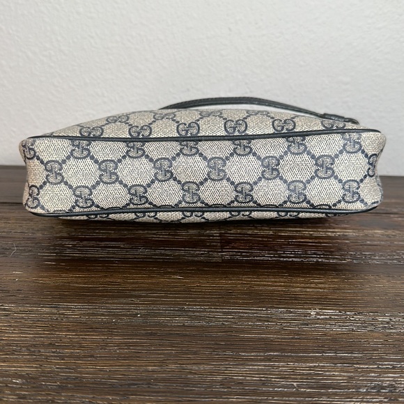 GUCCI Vintage GG Plus Camera Bag! In Great Vintage Condition!! - Picture 8 of 16